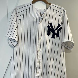 Yankees Button-up Johnson Jersey